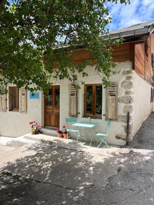 Apartmán La Pomme De Pin Le Biot Exteriér fotografie